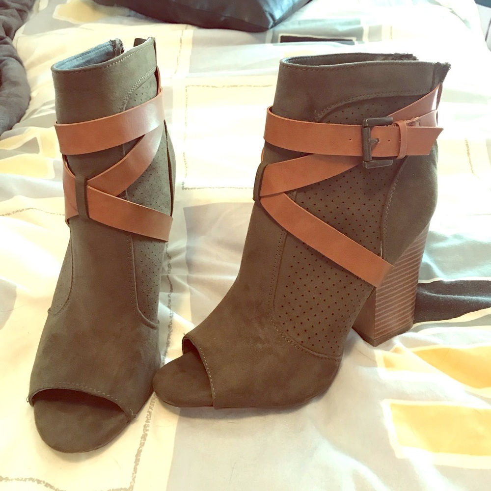 Cute booties